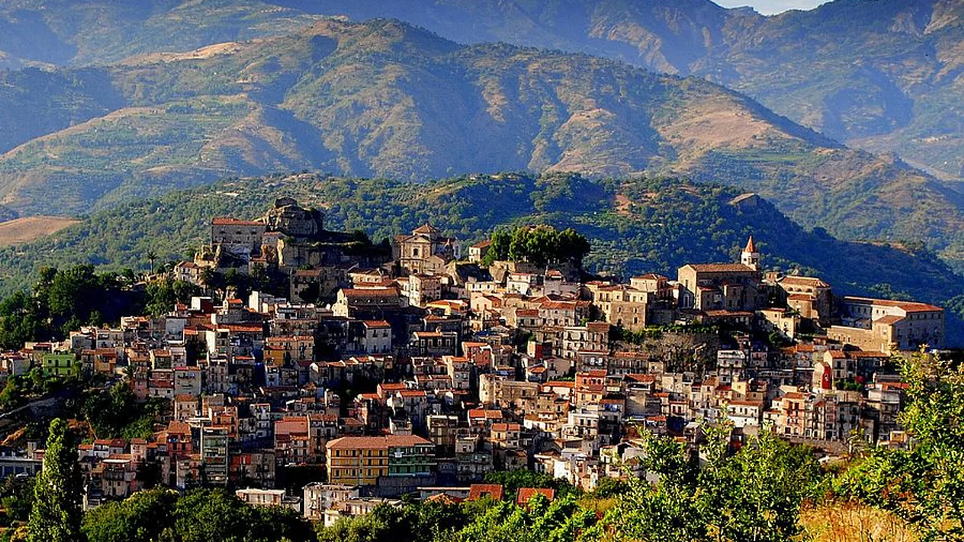 Villa Ibiscus Taormina, Mitogio (castiglione di sicilia) (Sicilia)