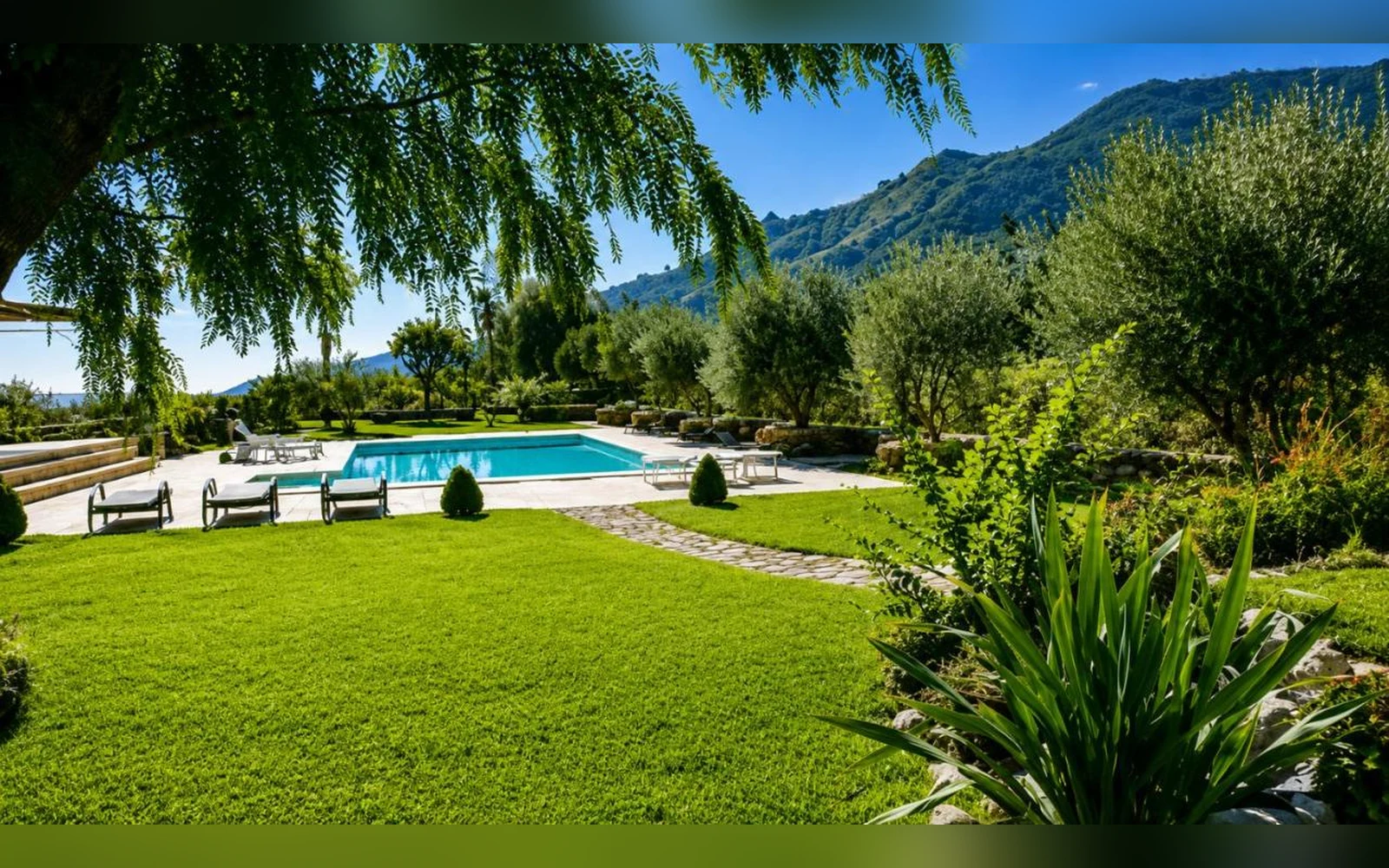 Villa Ibiscus Taormina, Mitogio (castiglione di sicilia) (Sicilia) (foto 4)